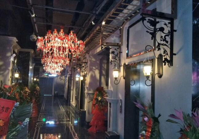 洪山区ktv_优麦纯K