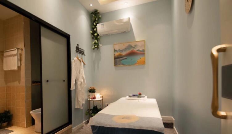 洪山区足疗洗浴会所_精品养生会所